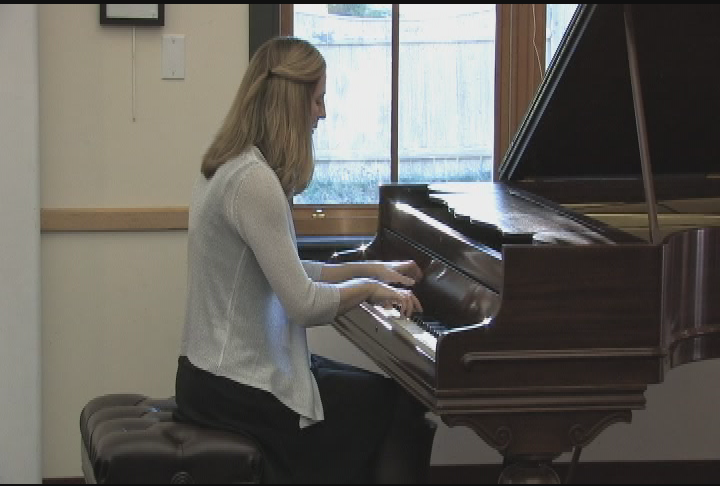 Thumbnail image for Brewster Ladies Library Concert - Stephanie Weaver